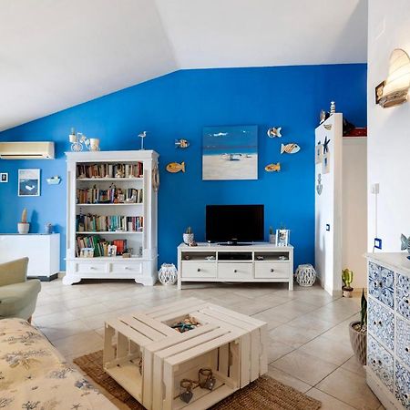 דירות Attico Con Terrazza A וירג'יו מראה חיצוני תמונה