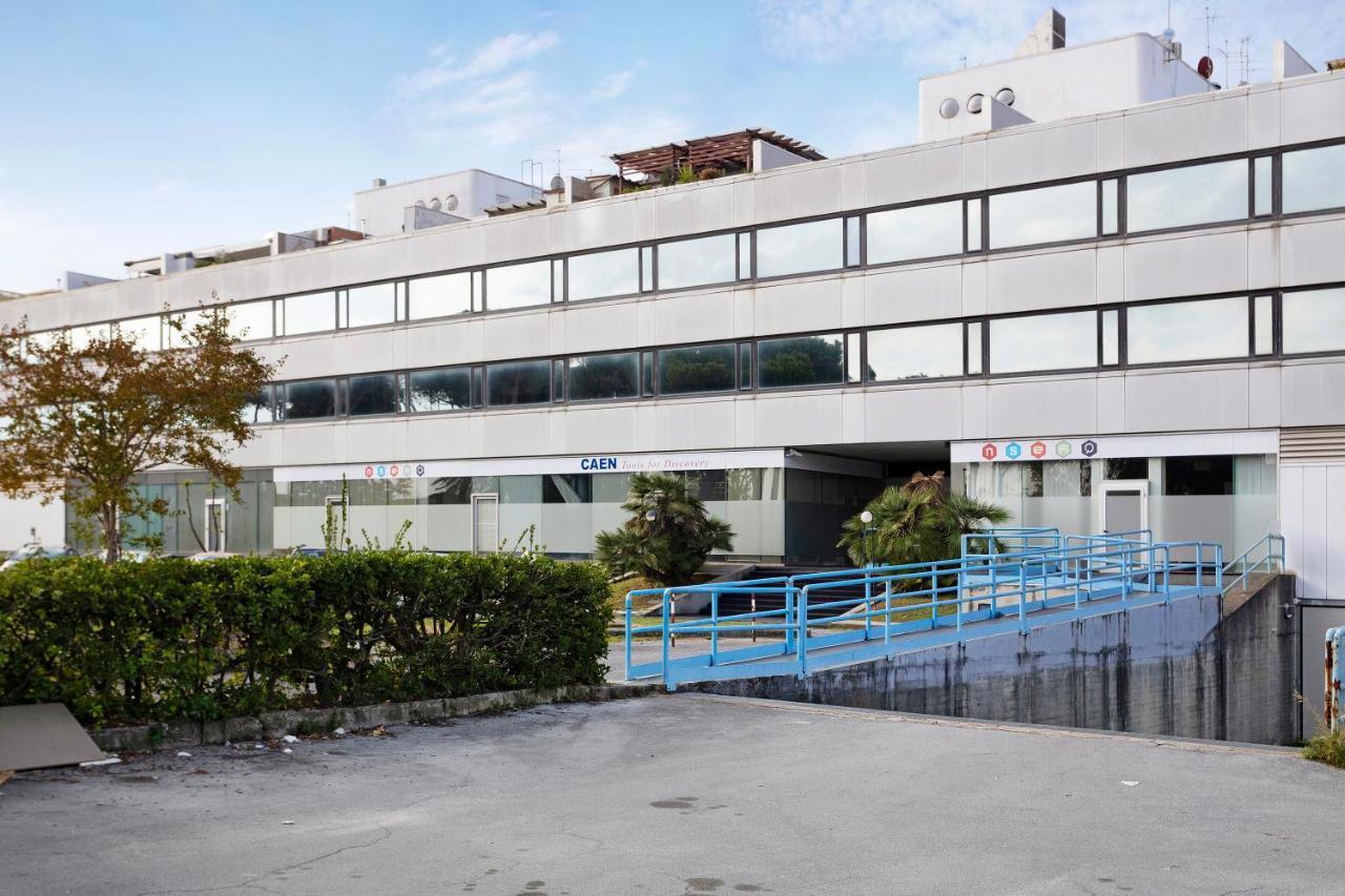 דירות Attico Con Terrazza A וירג'יו מראה חיצוני תמונה