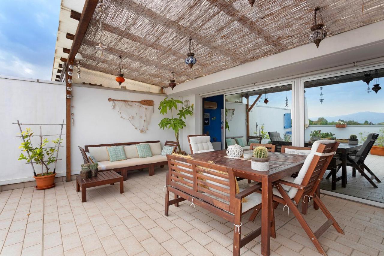 דירות Attico Con Terrazza A וירג'יו מראה חיצוני תמונה