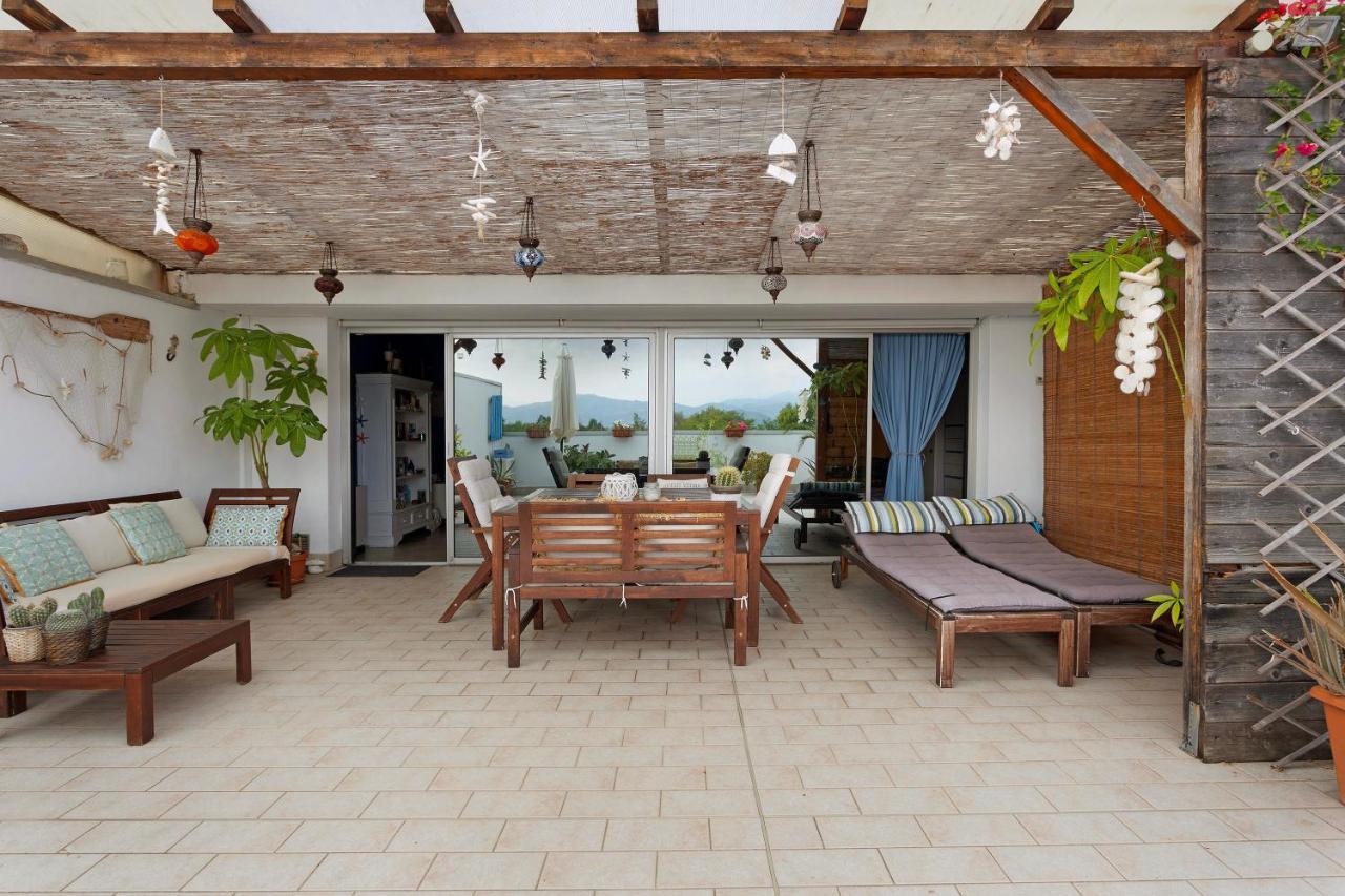 דירות Attico Con Terrazza A וירג'יו מראה חיצוני תמונה